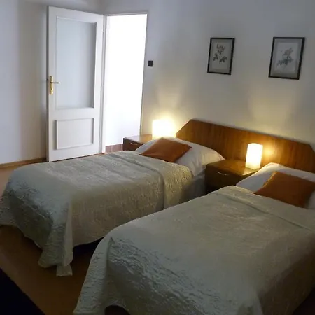 U Apostola Hotel