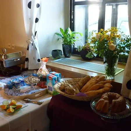 Hotel U Apoštola 3*