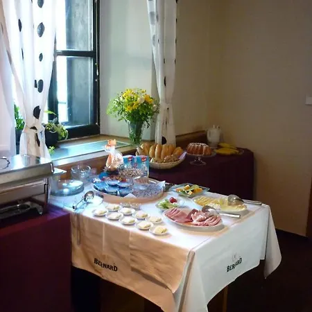 U Apostola Hotel