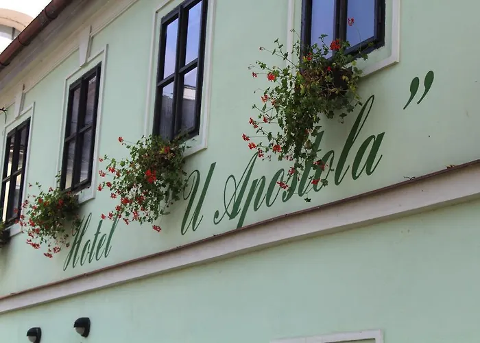 Hotell U Apostola 3*